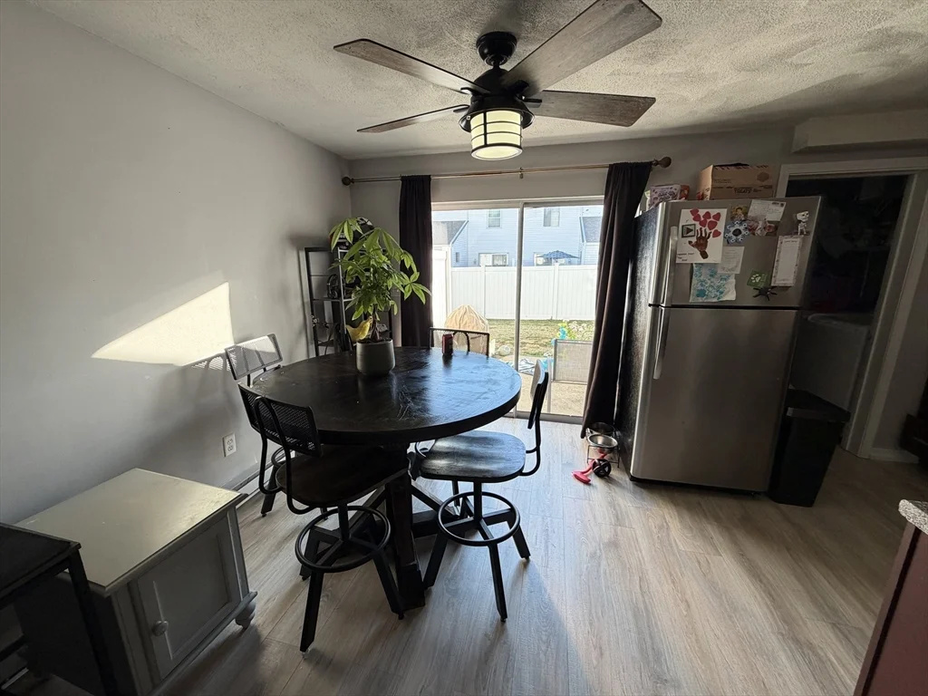 6 Ba Dr, North Attleboro