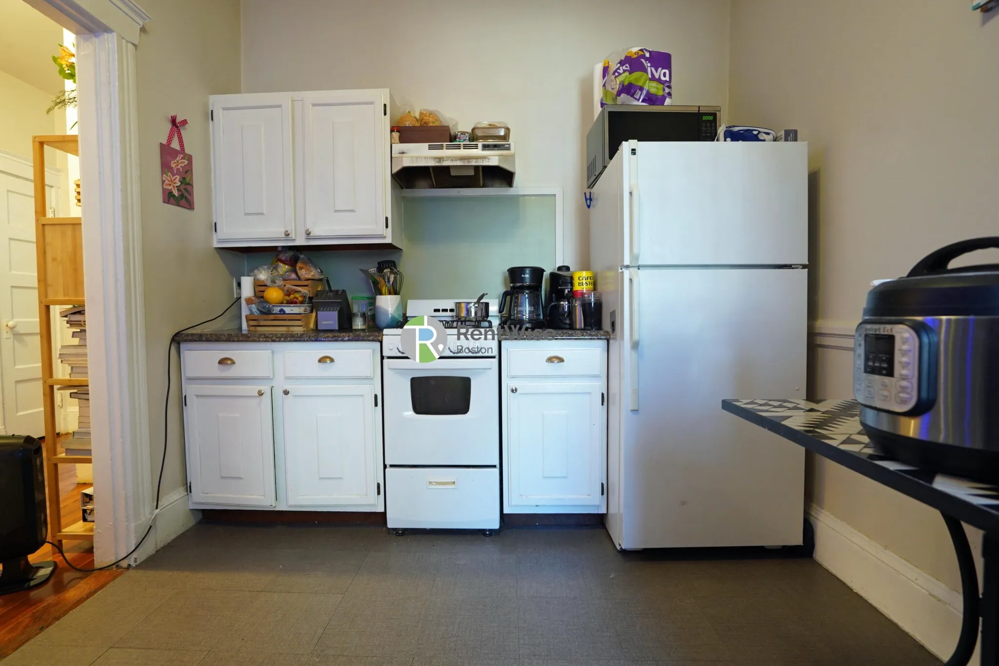 1379 Commonwealth Ave, Brighton