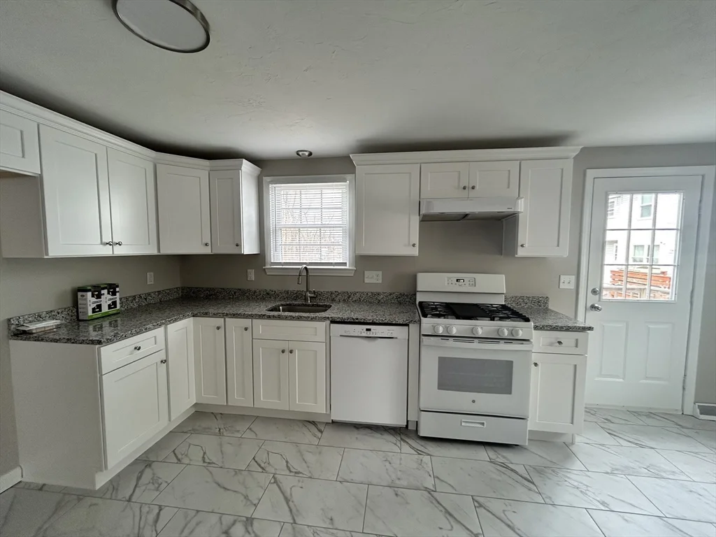 38 Reservoir St, Brockton