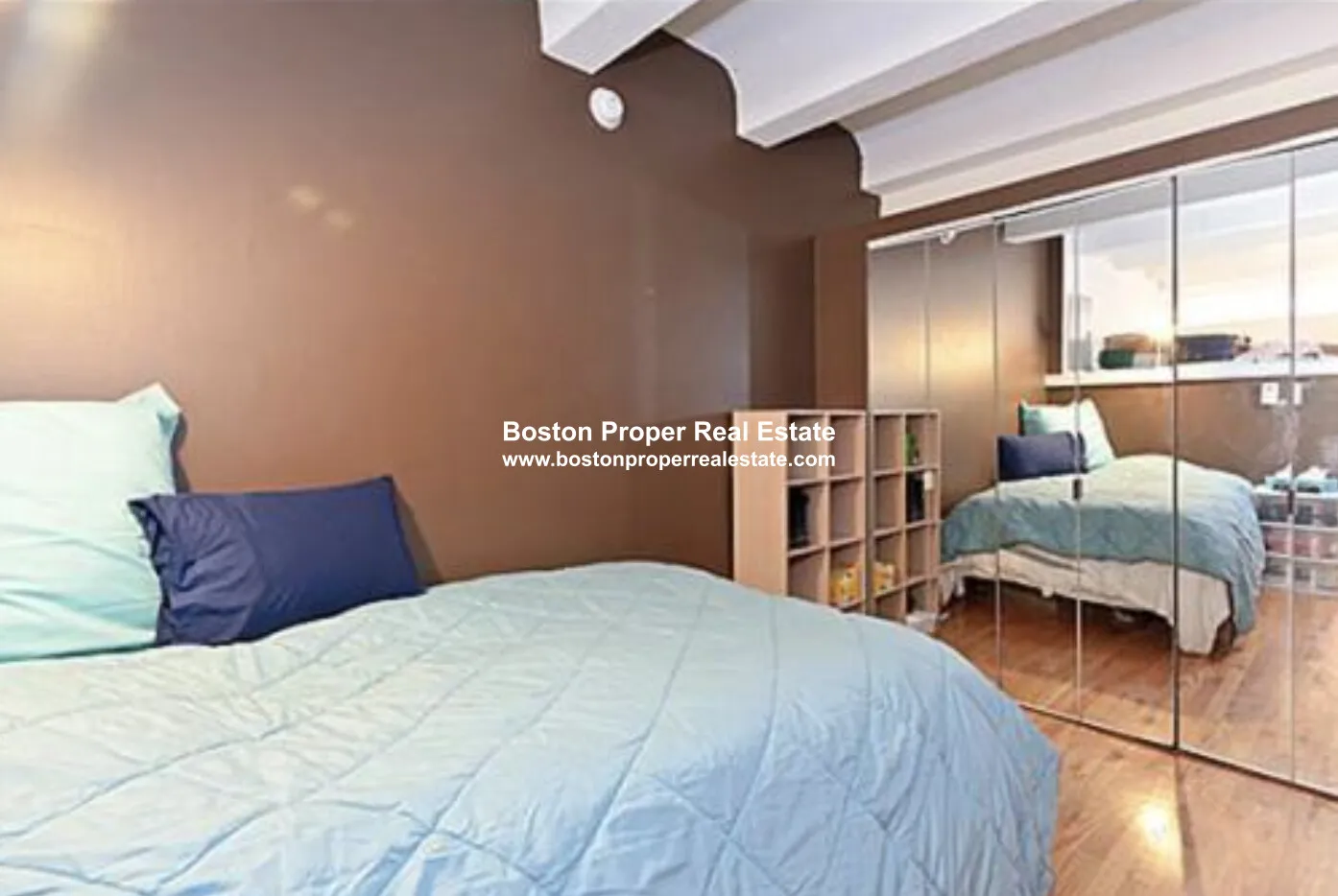 12 Stoneholm St, Fenway