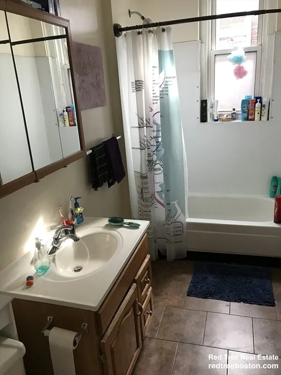 71 South Huntington Ave, Jamaica Plain