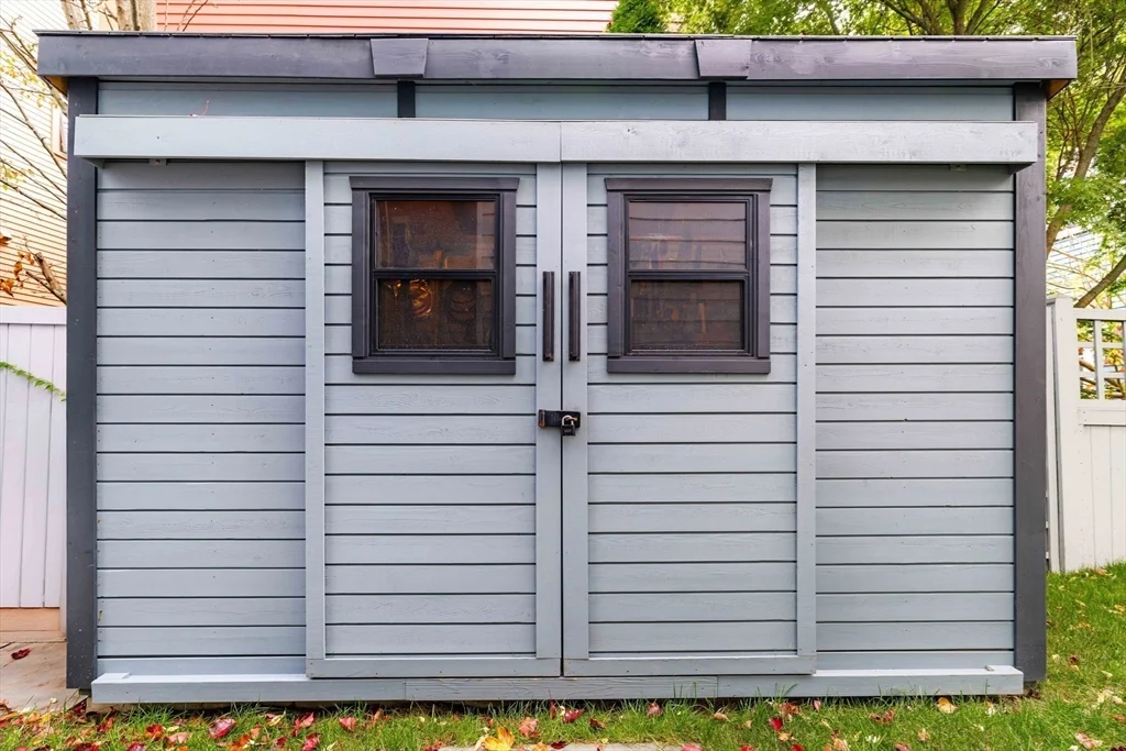 205 Pearl St, Cambridgeport