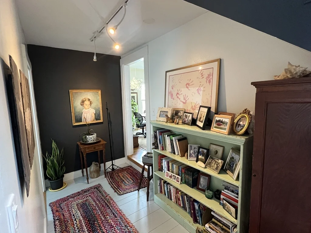 15 Orchard St, Newton