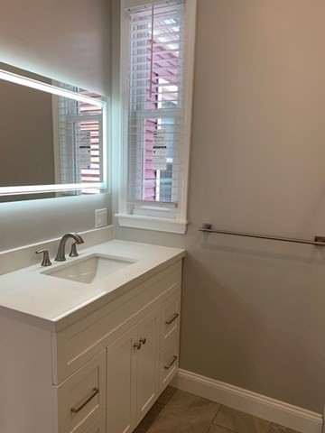 5 1/2 Edward St, Medford