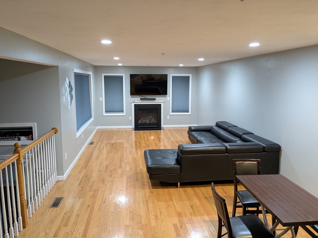 477 America Blvd, Ashland