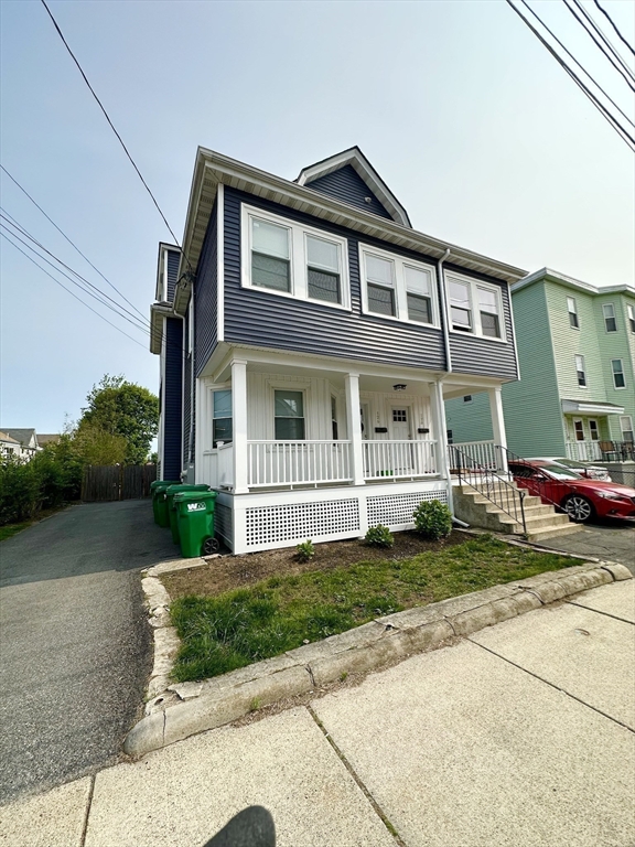 128 Lawrence St, Medford