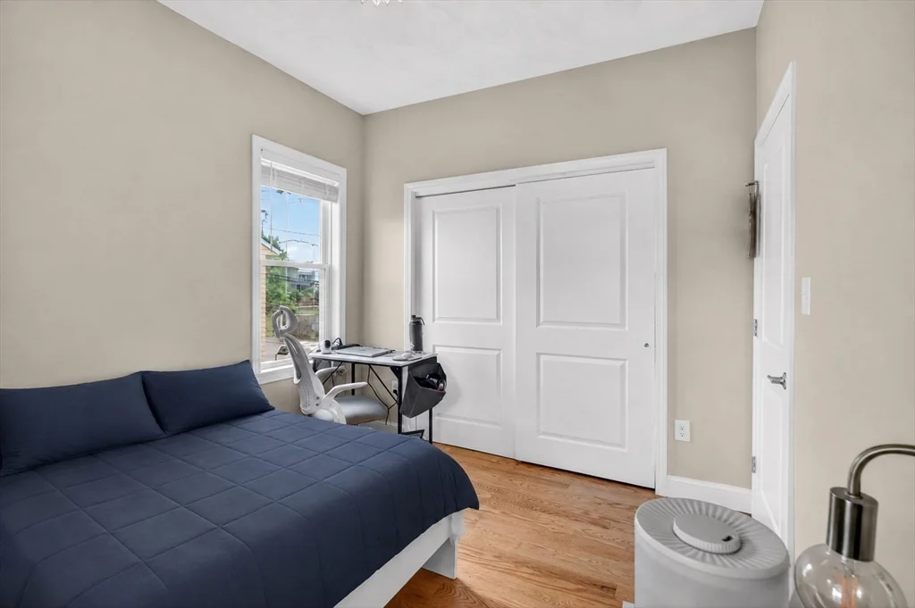 41 Boardman St, East Boston