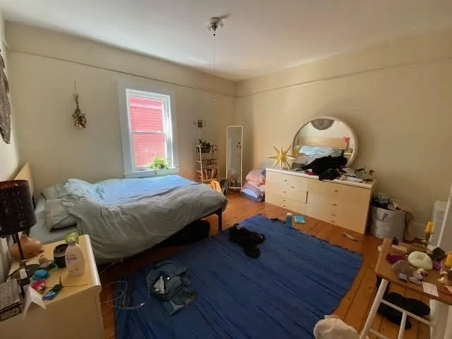 54 Williams, Northampton