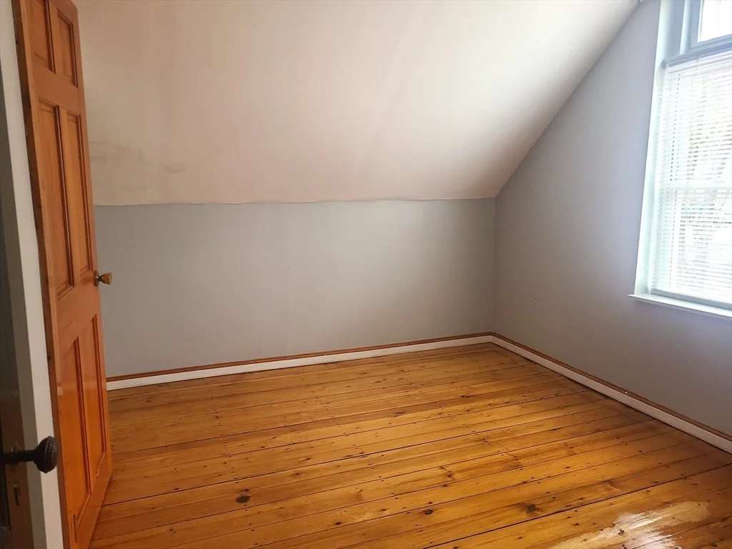 30 South St, Holbrook