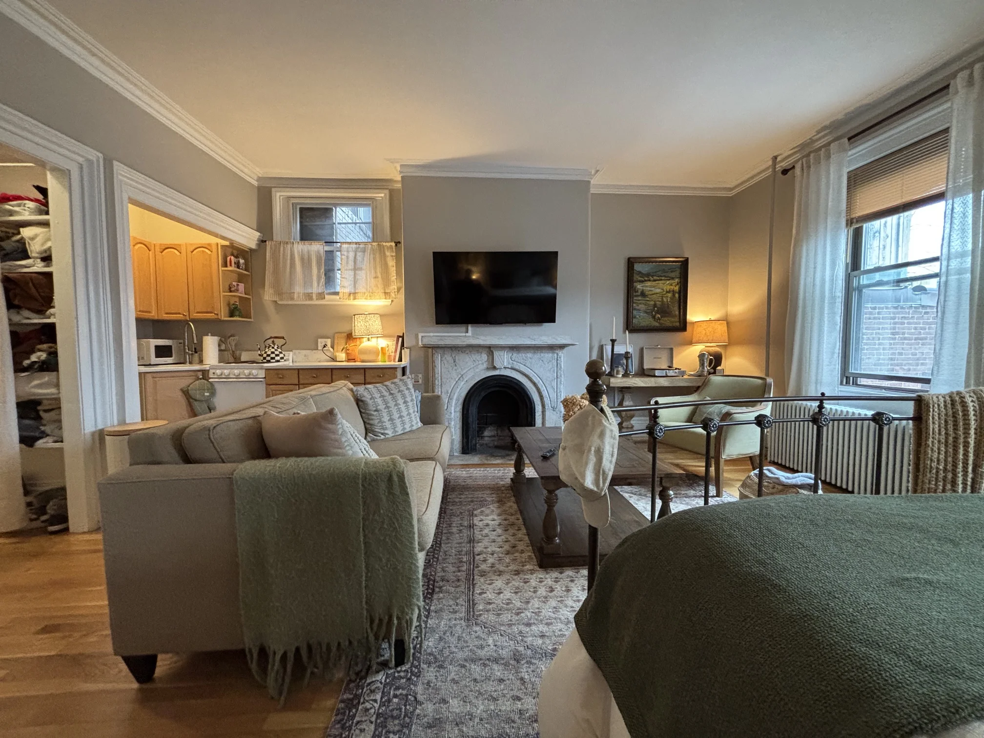 82 Charles St, Beacon Hill