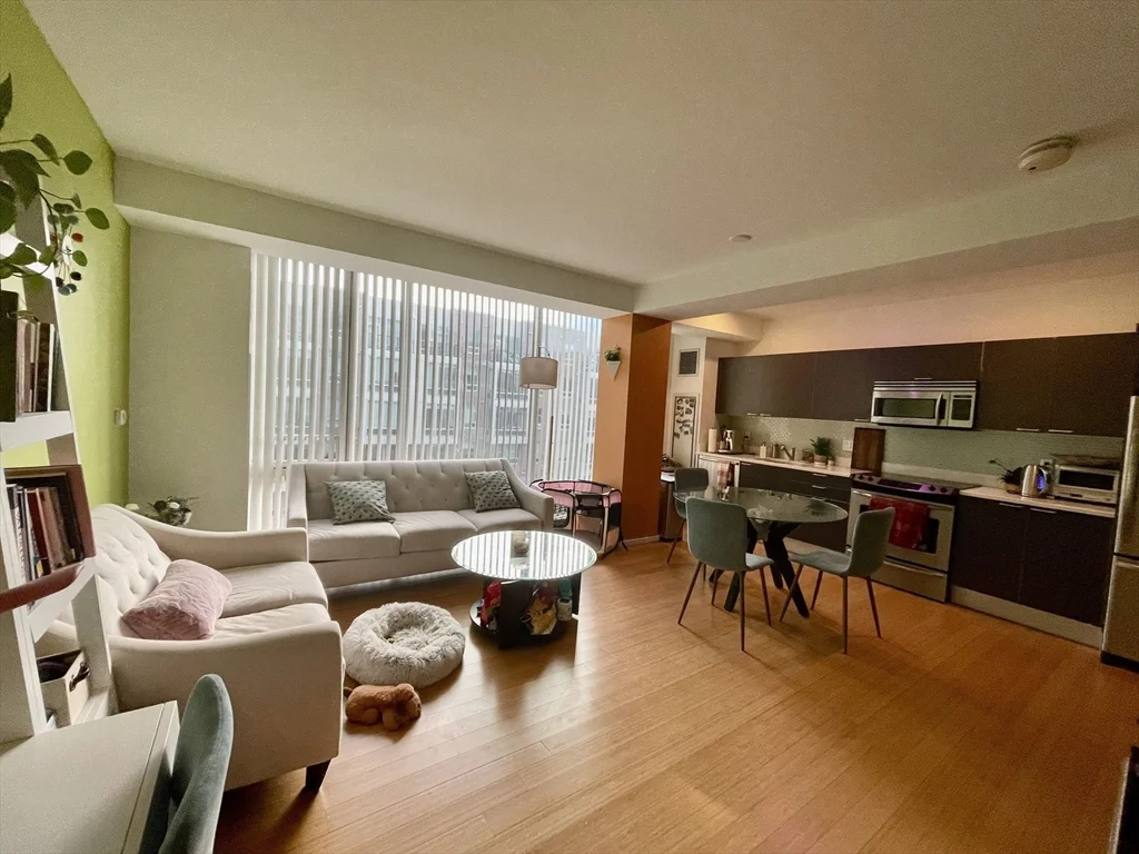 2 Earhart St, East Cambridge