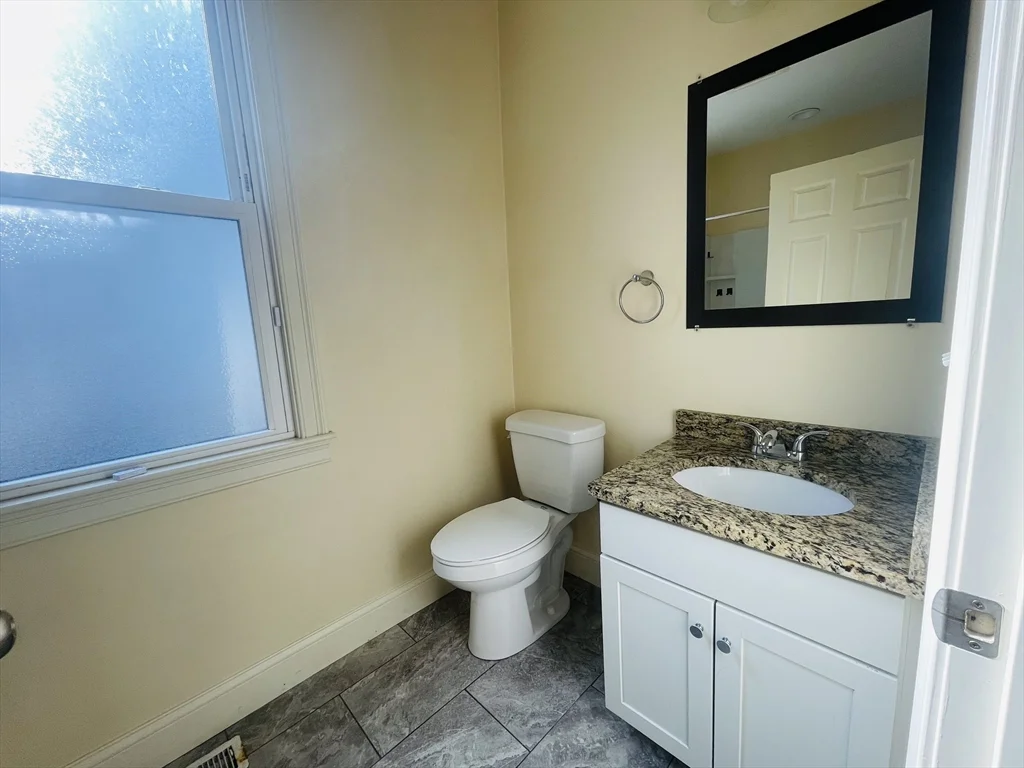 35 Pratt St, Allston