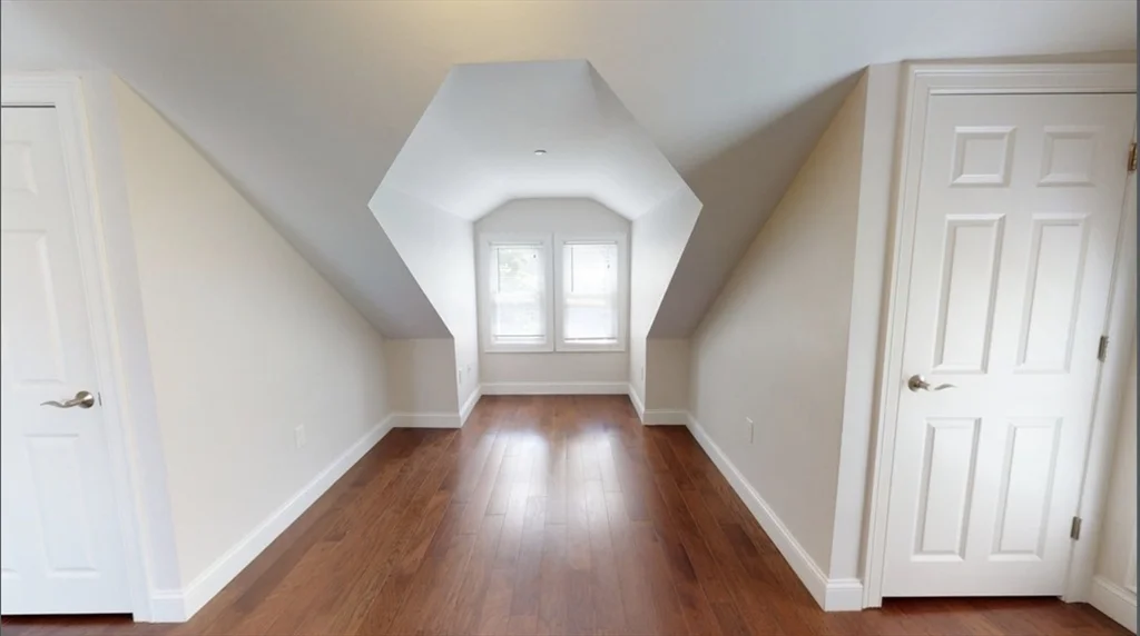 37 Walnut Pl, Newton