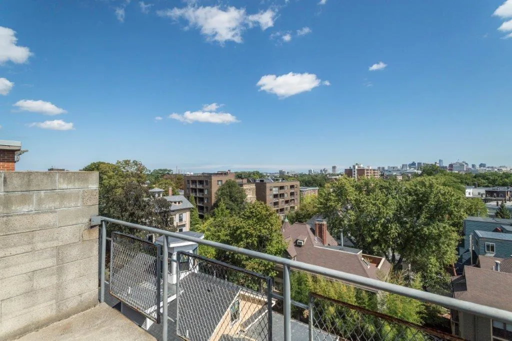 334 Harvard St, Mid-Cambridge