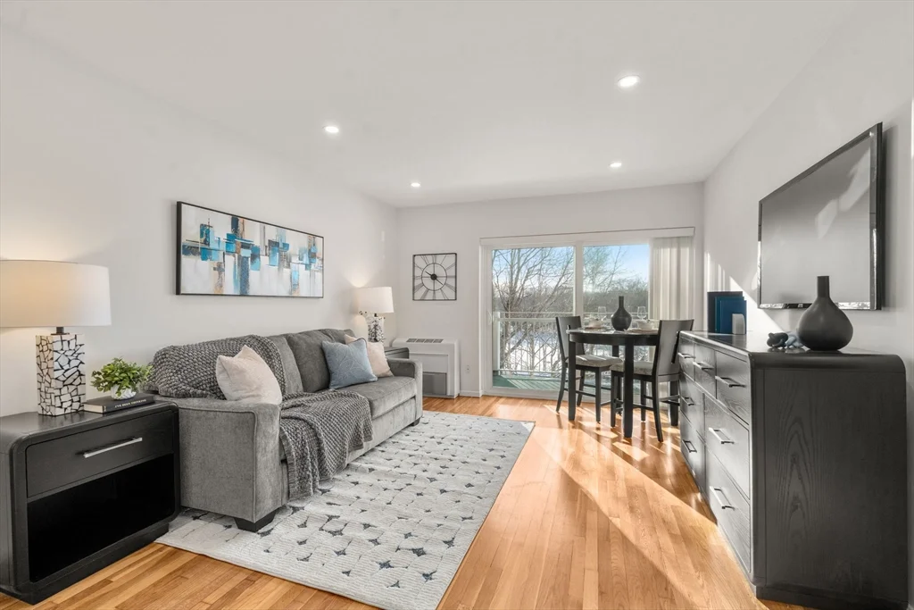 231 Coolidge Ave, Watertown