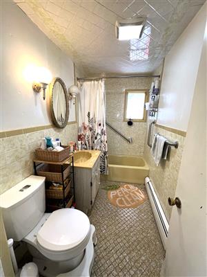 2 Gilson Ter, Spring Hill