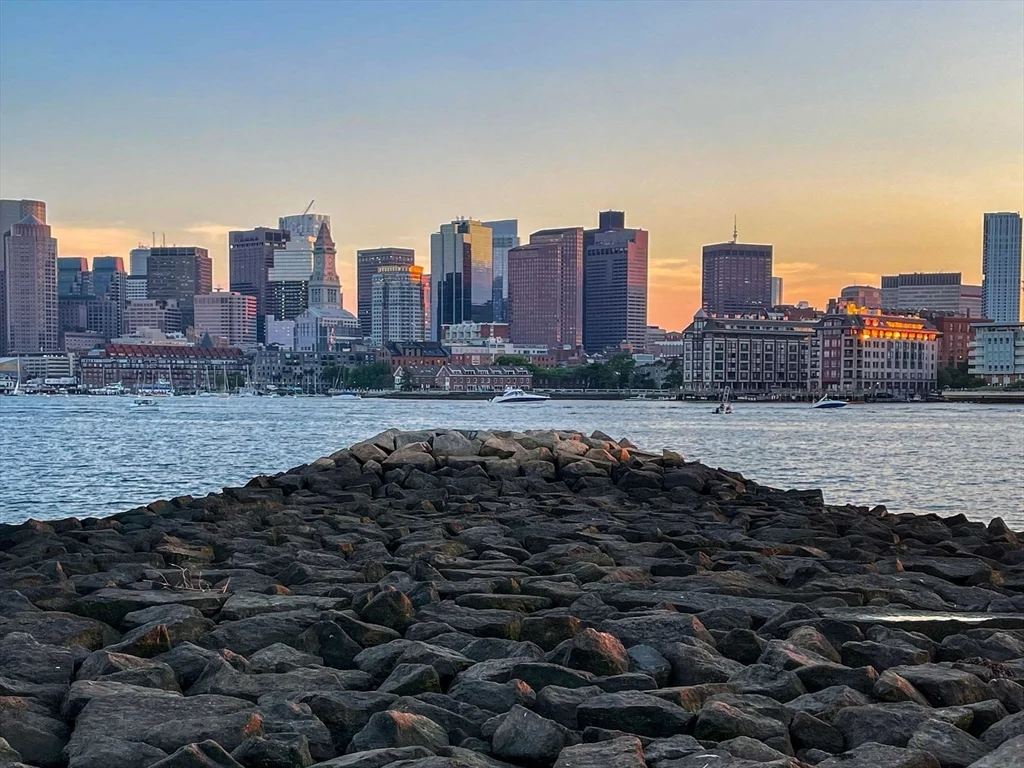 238 Havre St, East Boston