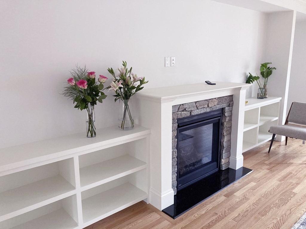 72 Holland, Winchester