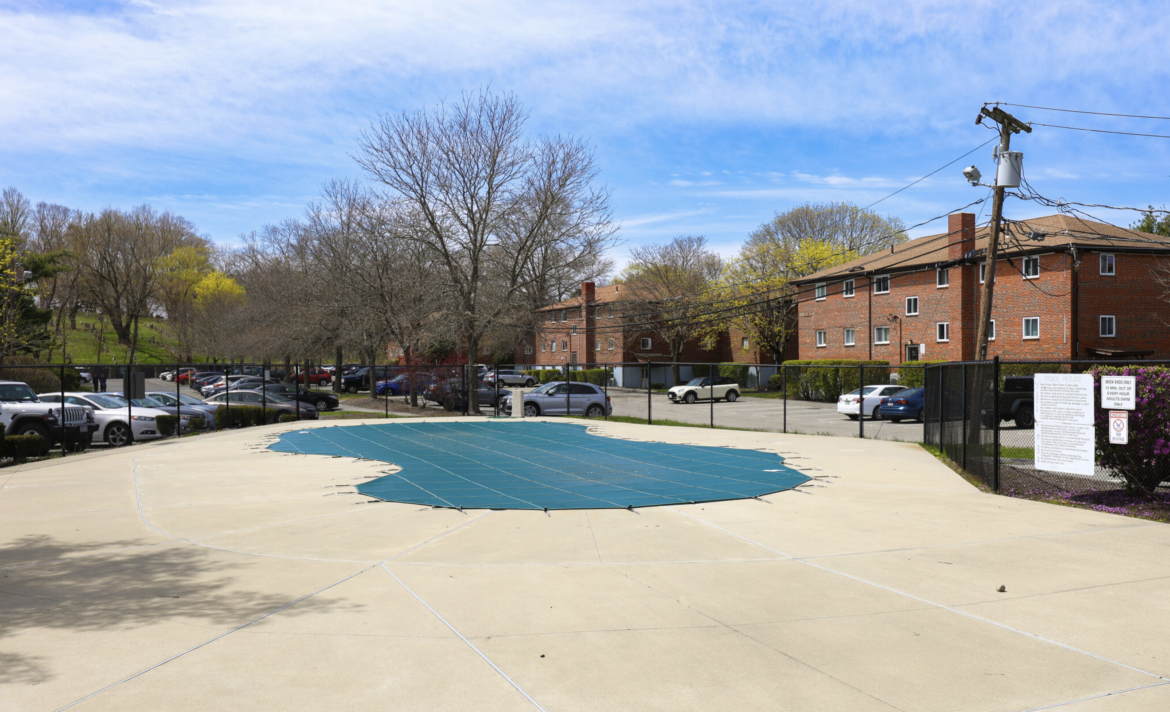 31 Westgate Rd, Chestnut Hill