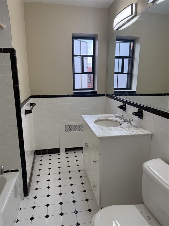 102 Sewall Ave, Coolidge Corner