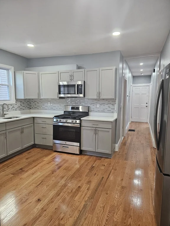 10 Hosmer St, Mattapan