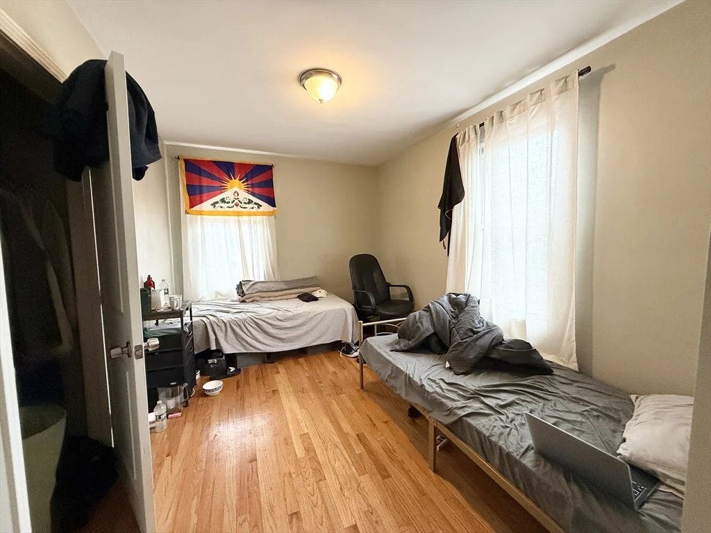 3977 Washington St, Jamaica Plain