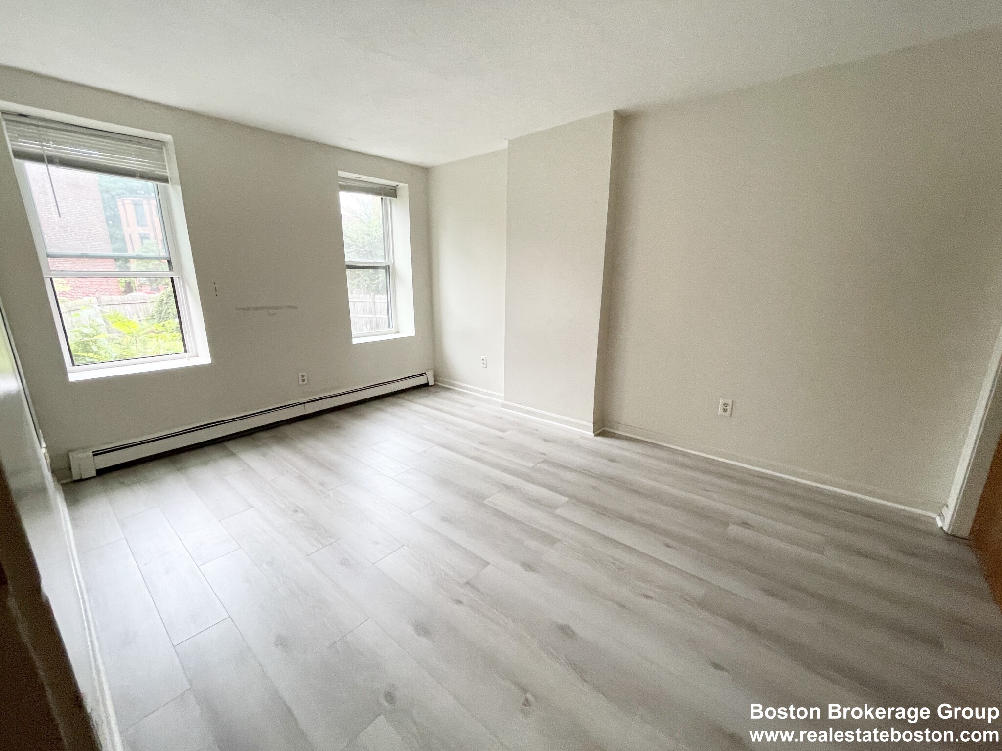 92 Hammond St, Roxbury