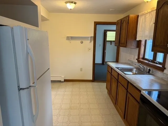 294 Pond St, Braintree