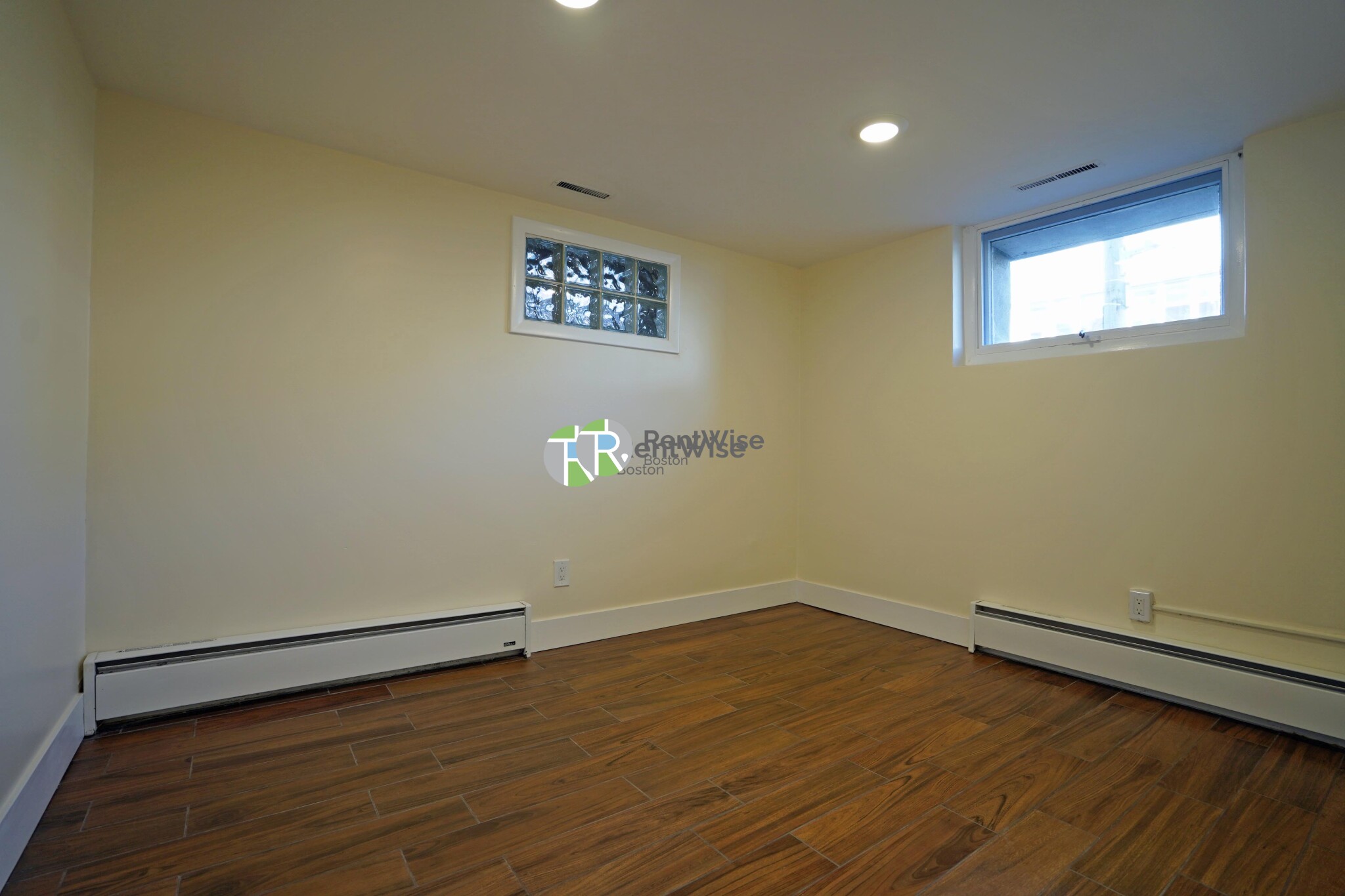 22 Snow St, Brighton