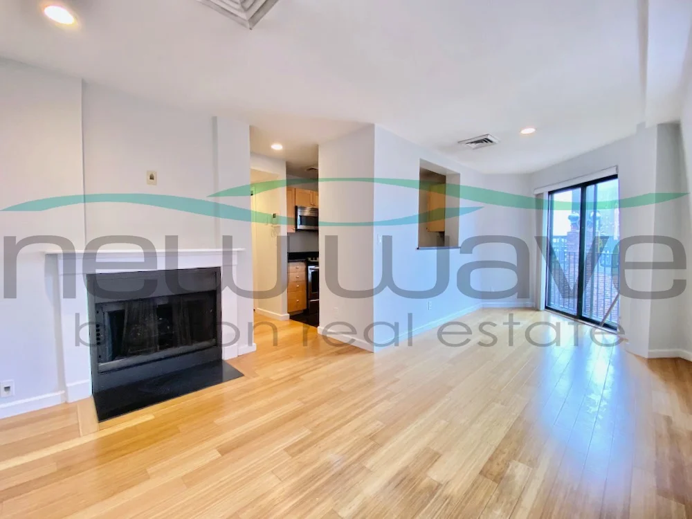 1661 Washington, South End