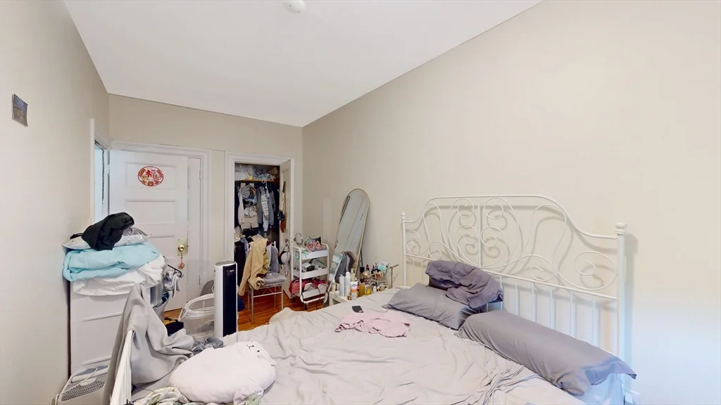 1071 Beacon St, Coolidge Corner