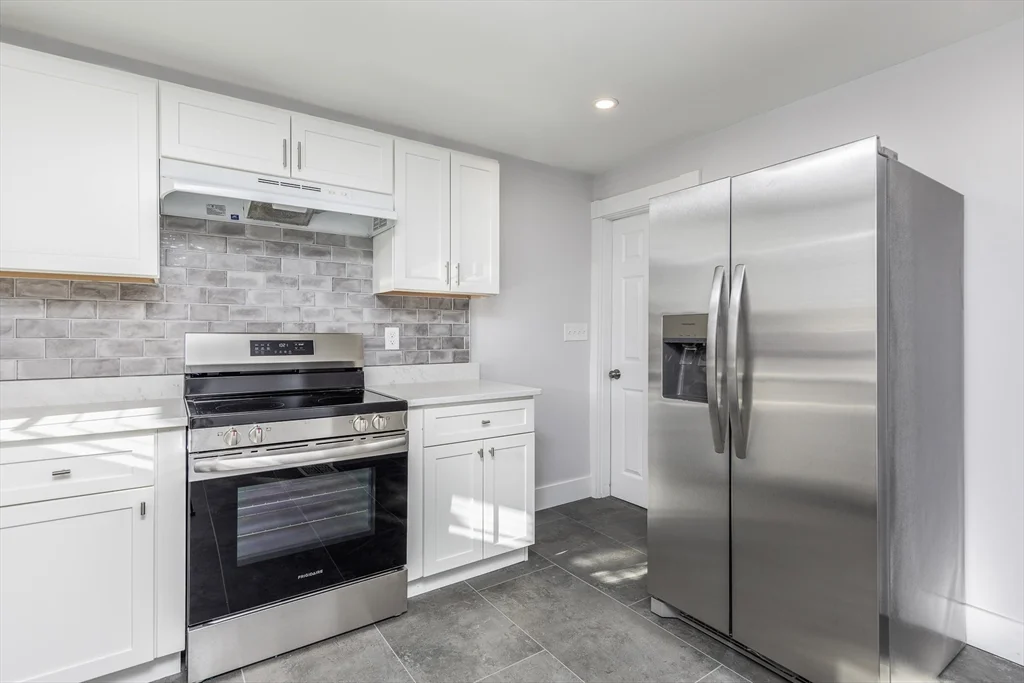 6 Maple Ave, Swampscott