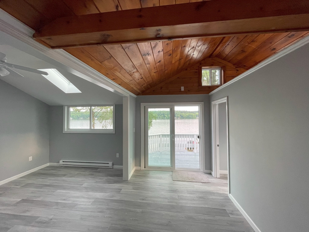 47 Lakeshore Dr, Marlborough