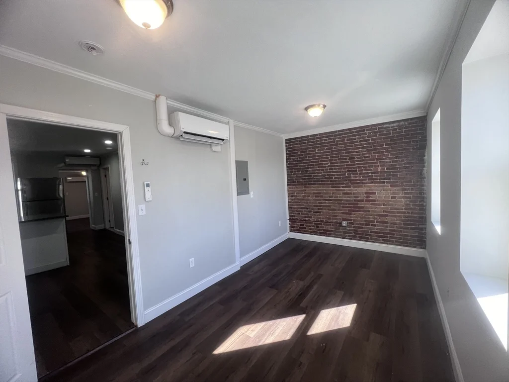 315 Meridian St, East Boston