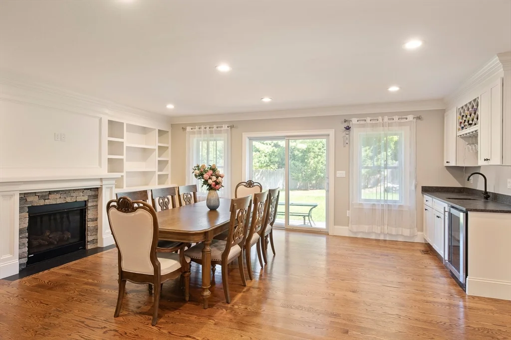 24 Dogwood Ln, Birds Hill