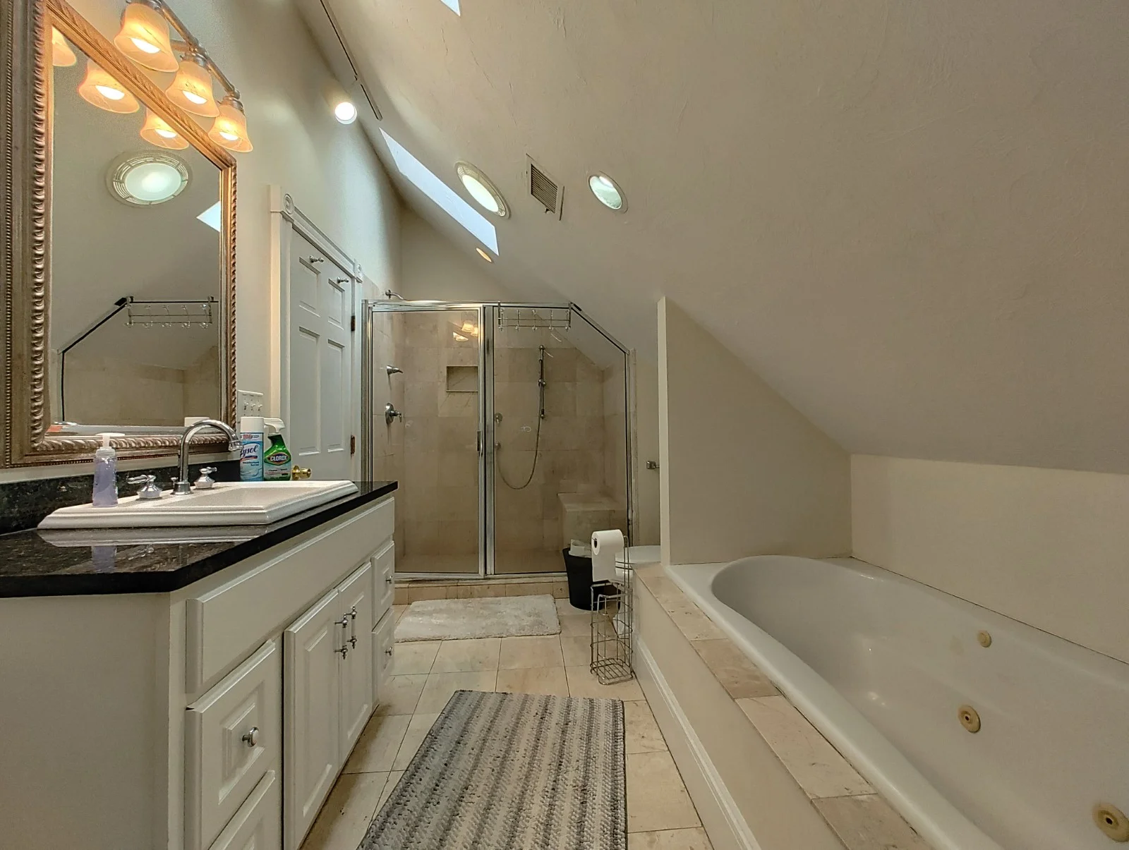 207 Boston Ave, Medford