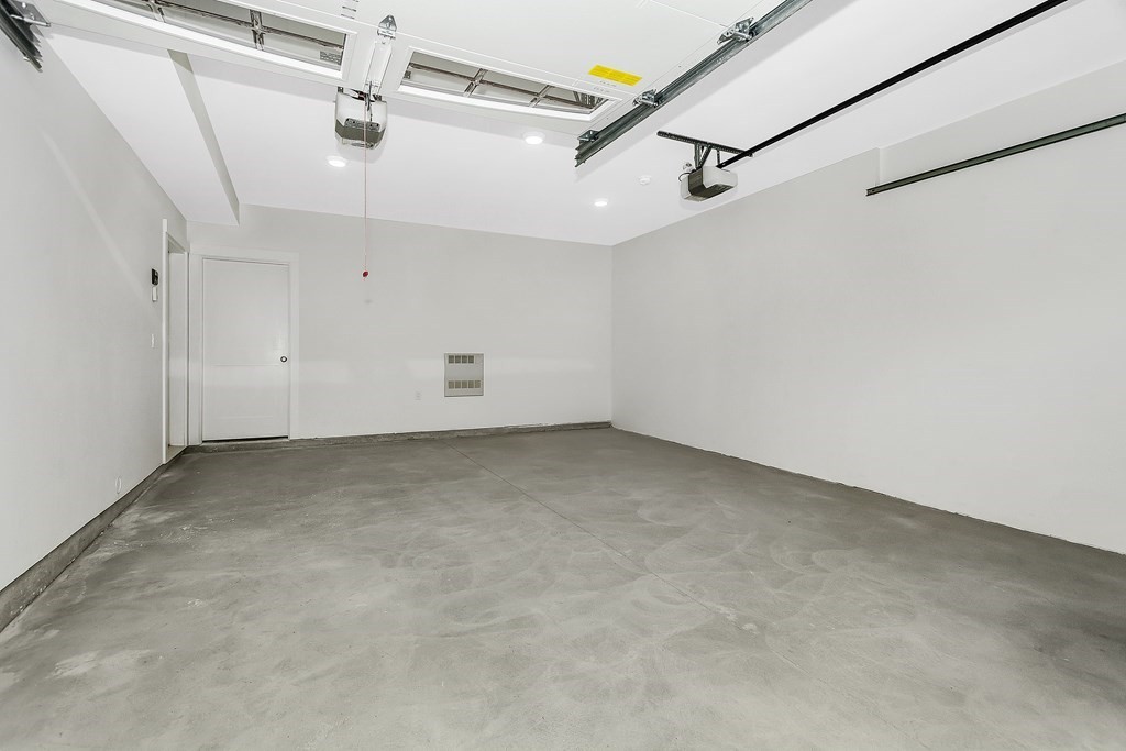 130 Newton, Brighton