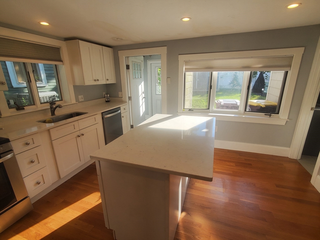 89 Front St, Weymouth Landing