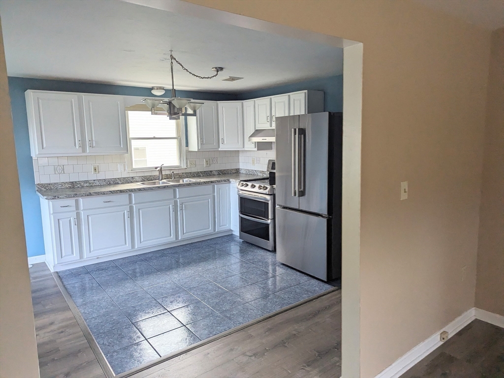 25 Brodeur Ave, Webster