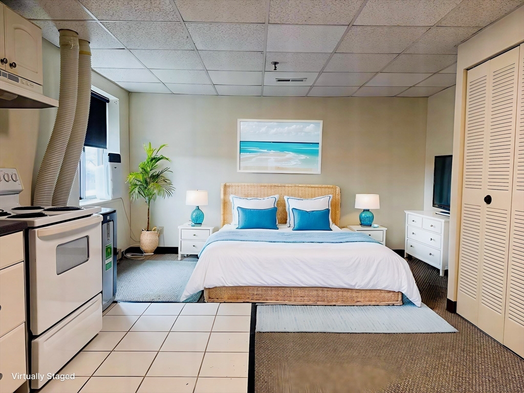 376 Ocean Ave, Revere Beach