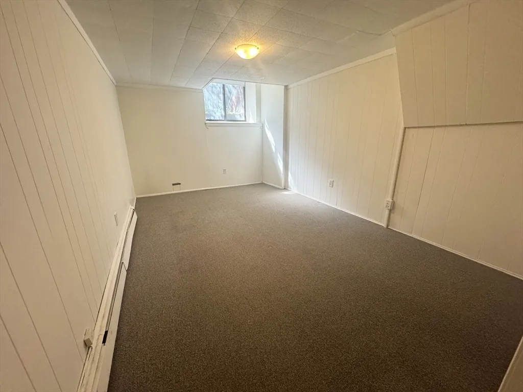 39 Garrison Rd, Aspinwall Hill