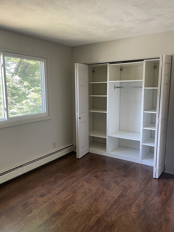 310 Brook Village Rd, Nashua