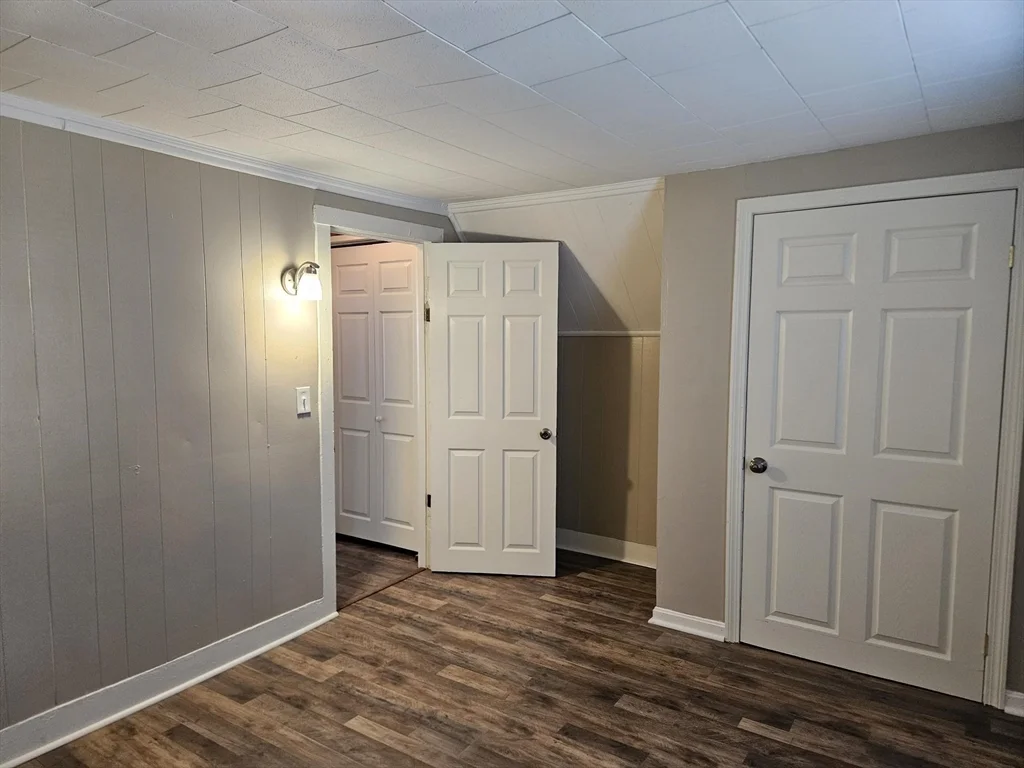 44 Chestnut St, Marlborough