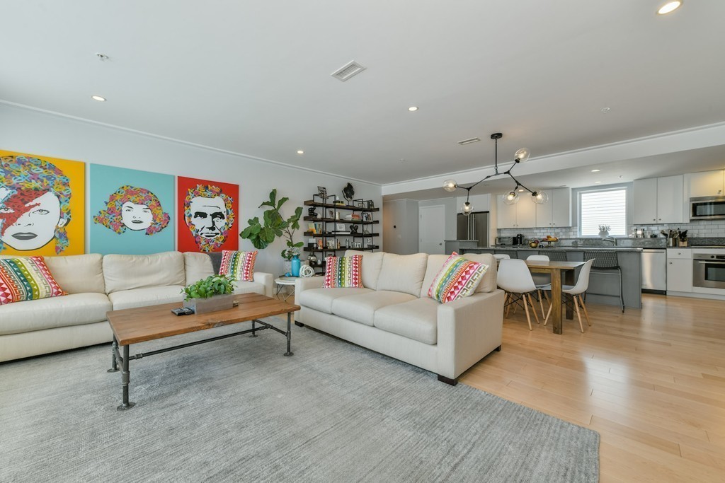 335 West 2nd St, South Boston