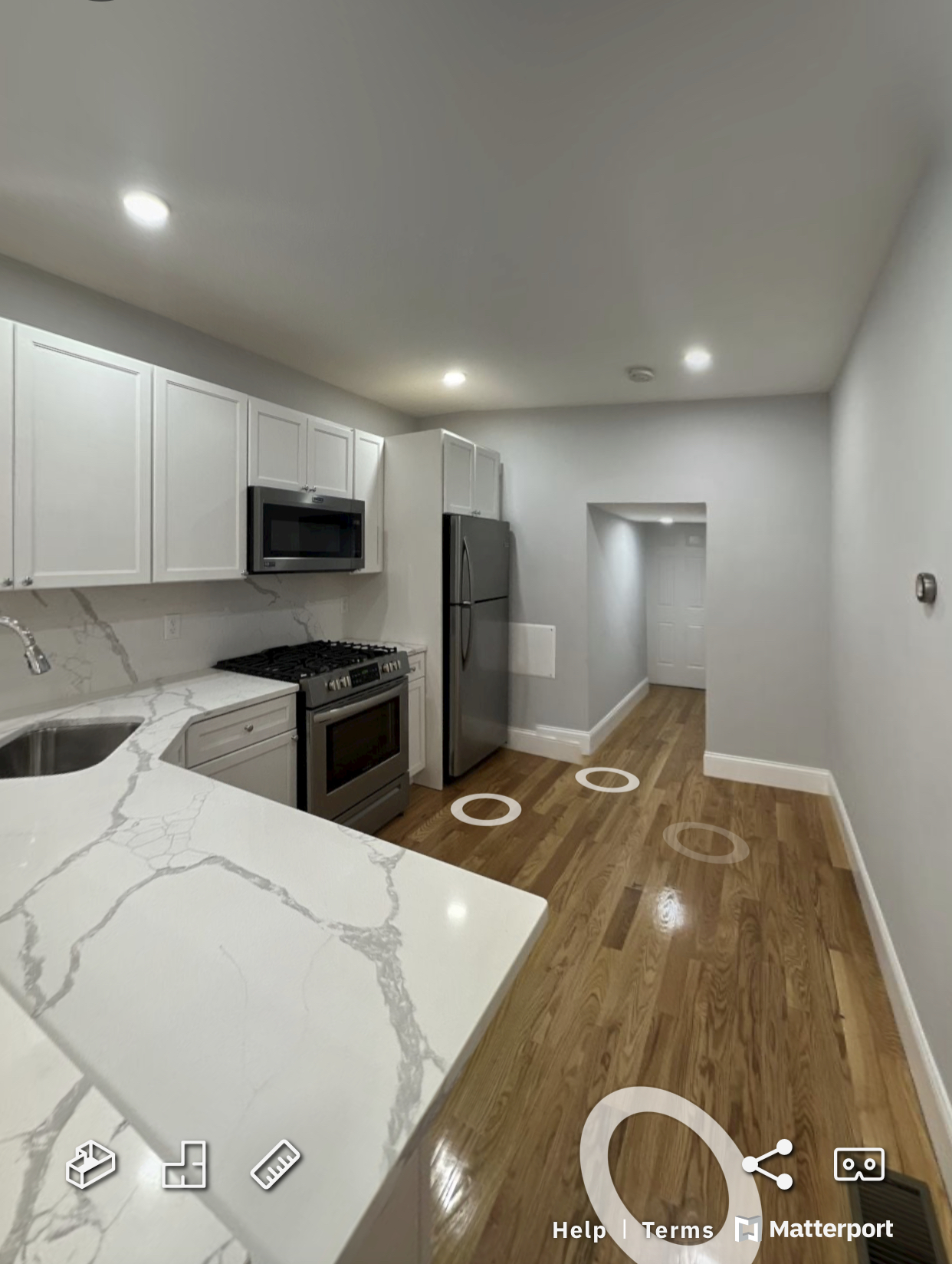 372 Oxford St, Ward Two