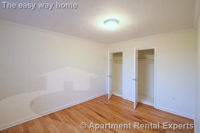 60 Brattle St, Harvard Square