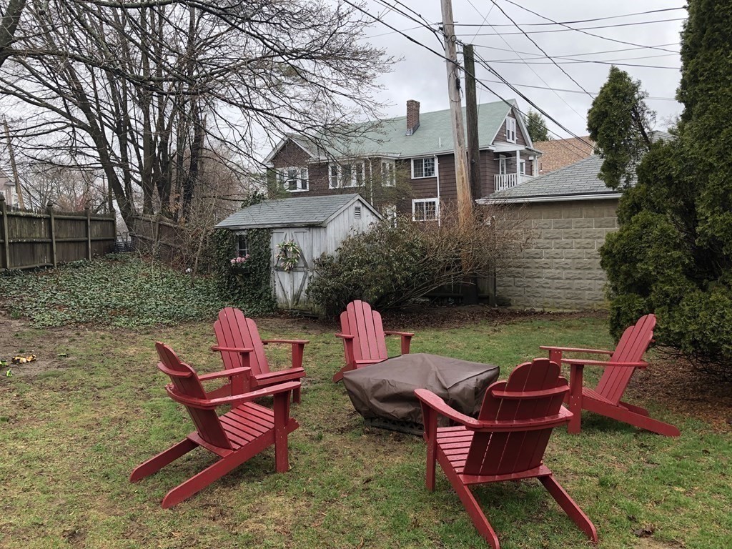 172 Maple St, West Roxbury