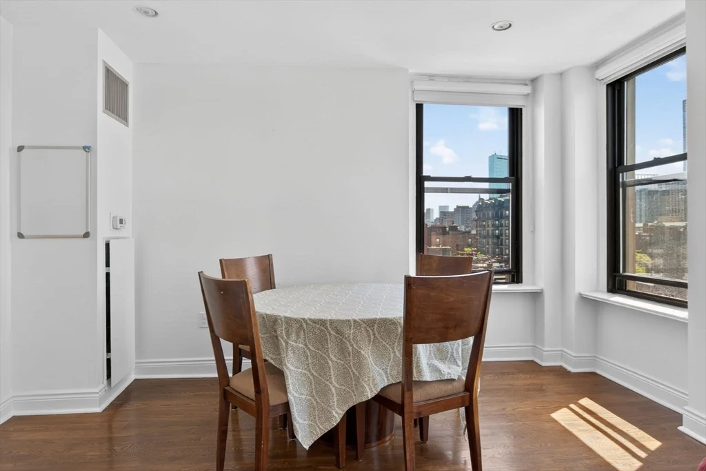 4 Charlesgate E, Back Bay