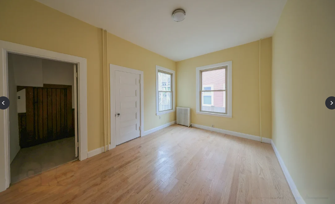 22 Grand View Ave, Prospect Hill