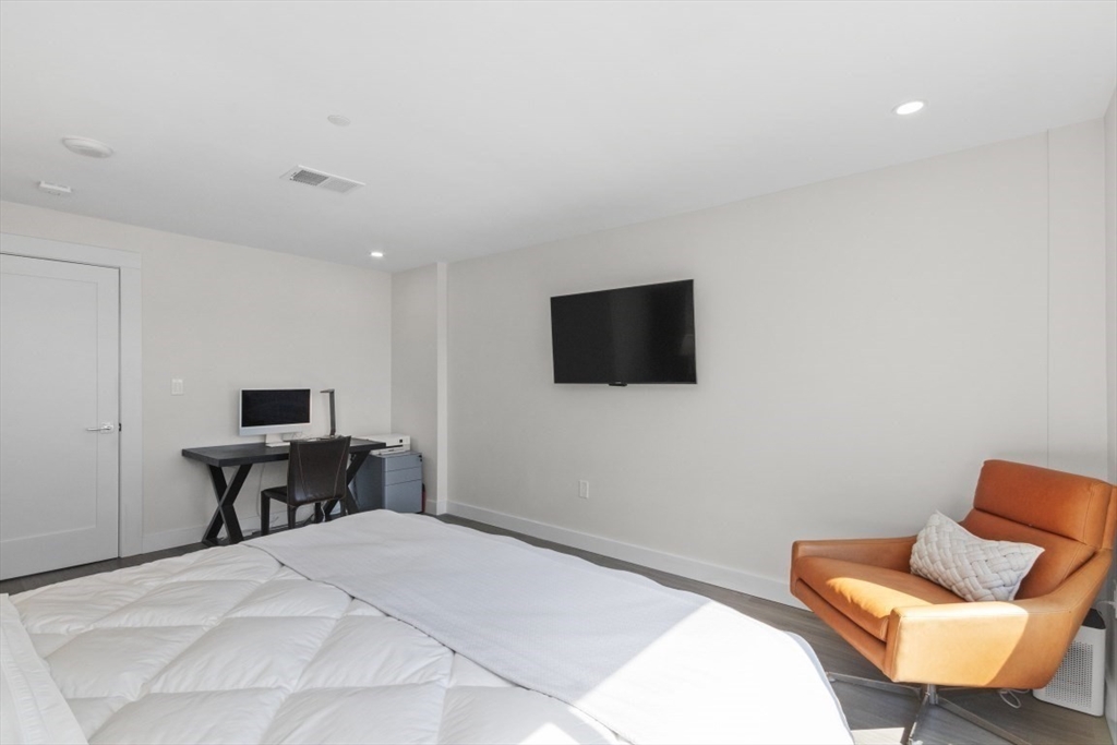 199 Coolidge Ave, Watertown